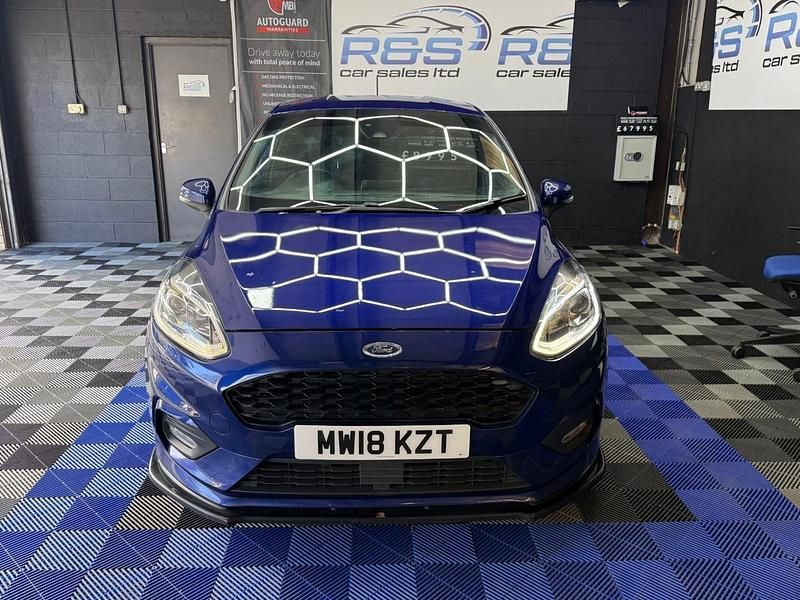 Usado Ford Fiesta ST-Line 100 HP (73 kW) 2018 Azul Citadino