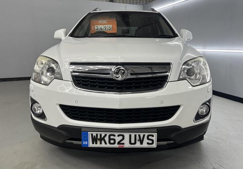 Used Vauxhall Antara 184 HP (135 kW) 2013 White SUV