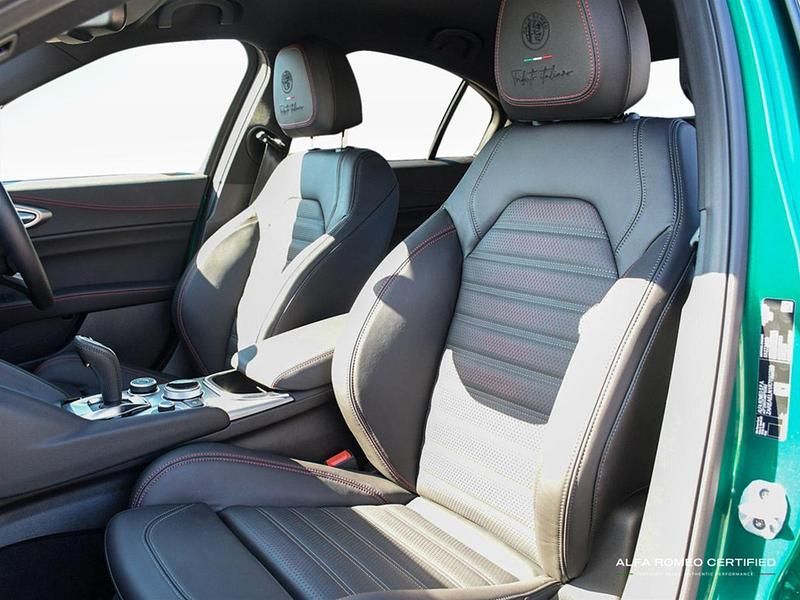 Used Alfa Romeo Giulia 276 HP (202 kW) 2024 Green Sedan