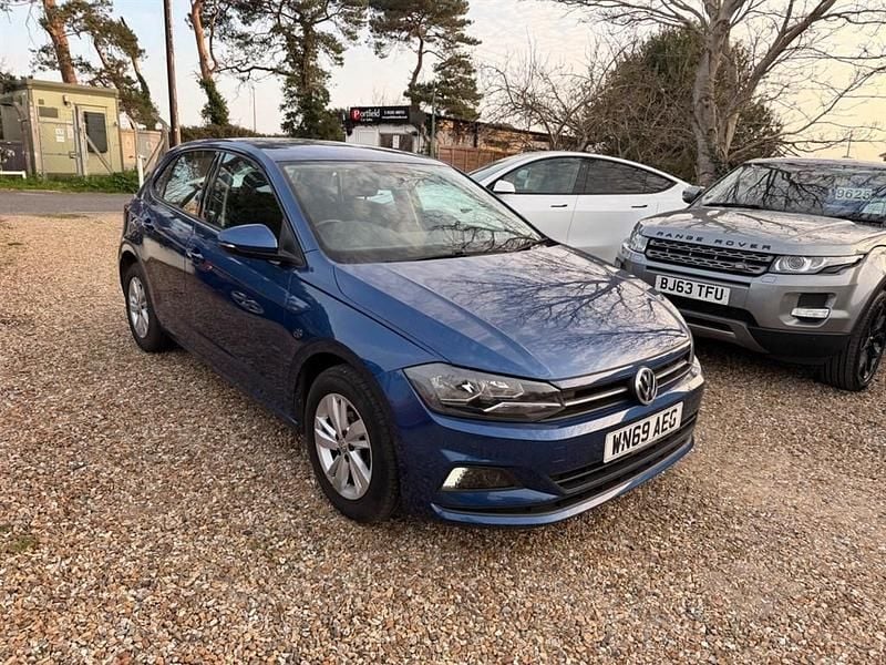 Used VW Polo SE 95 HP (69 kW) 2019 Blue Hatchback