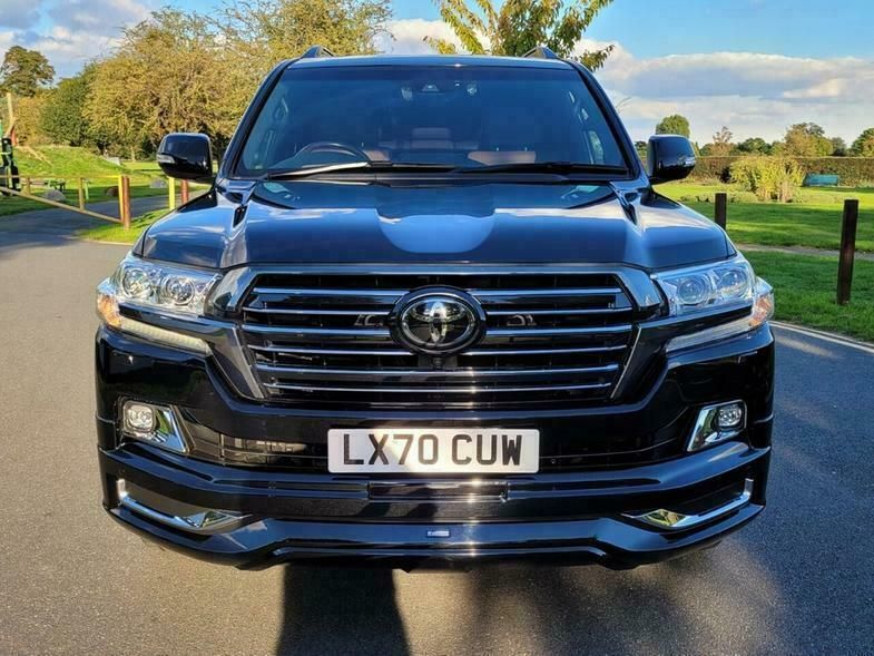 Used Toyota Land Cruiser V8 in UK for sale (15) - AutoUncle