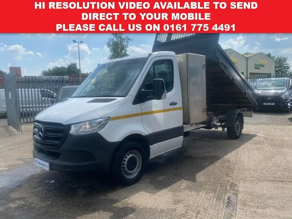 Used Mercedes Sprinter Progressive 140 HP (102 kW) 2021 White Van