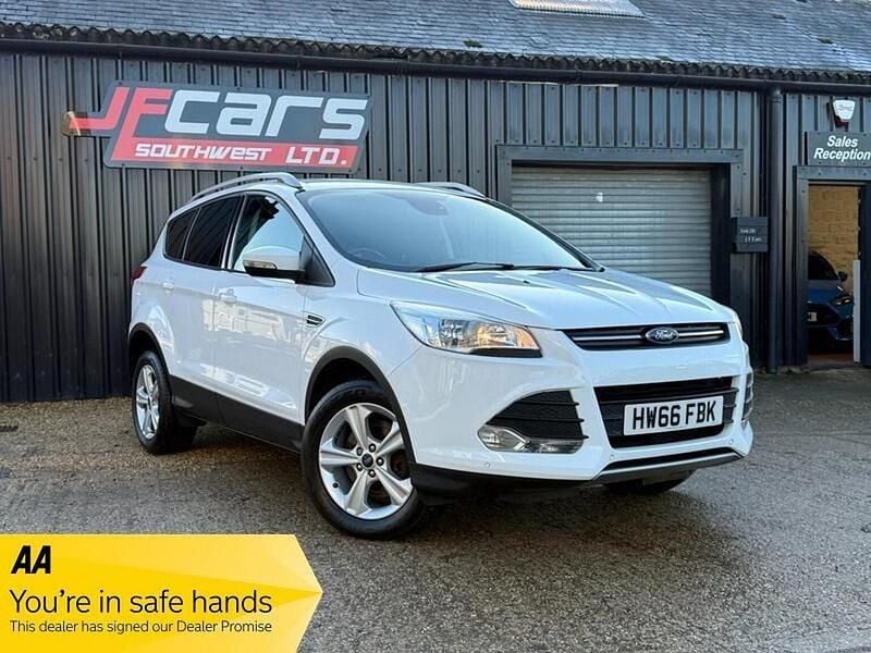 Used Ford Kuga Zetec 2016 White SUV