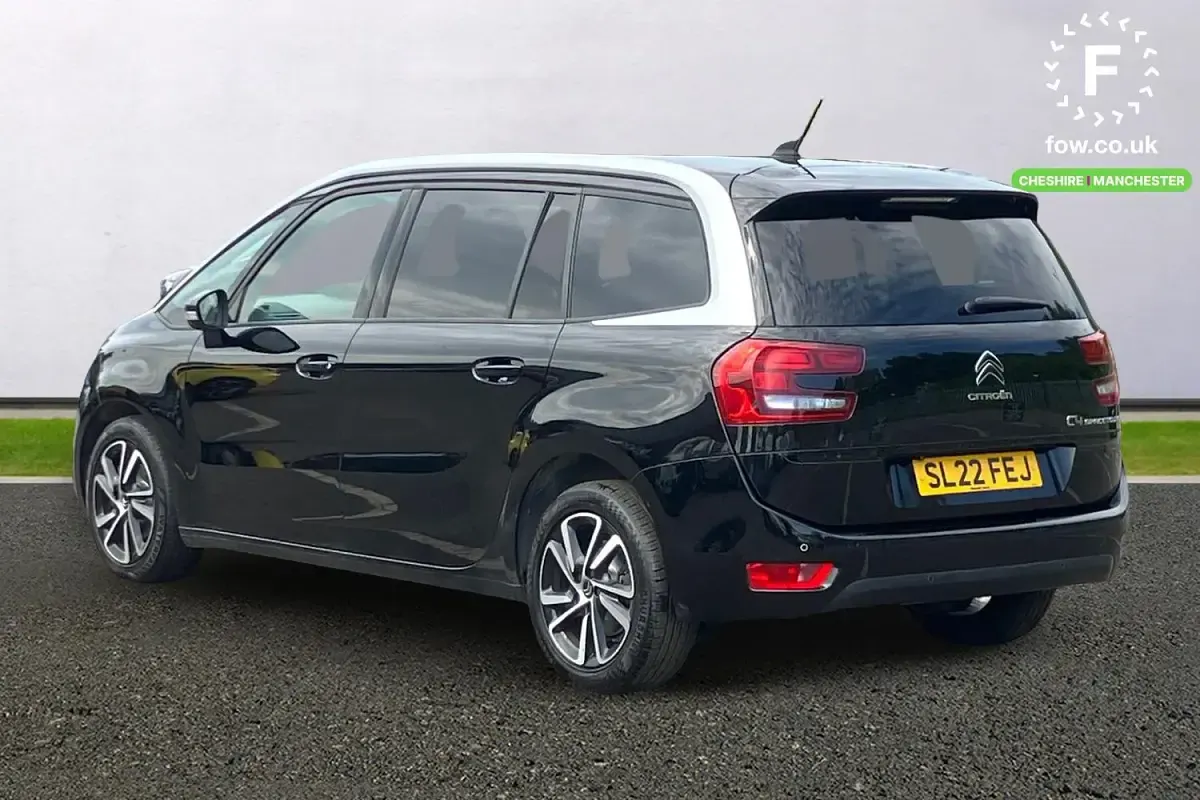 Used Citroën Grand C4 Picasso PureTech 130 HP (95 kW) 2022 Black MPV