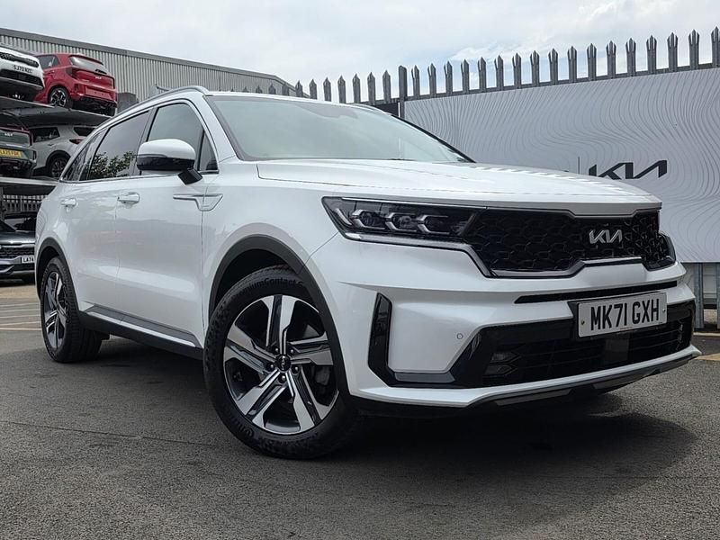 White Used 2021 Kia Sorento 3 SUV | £32,424 (Fair price) - Image 1/4