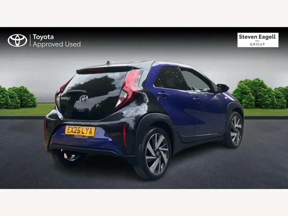 Used Toyota Aygo X 72 HP (52 kW) 2025 Blue SUV