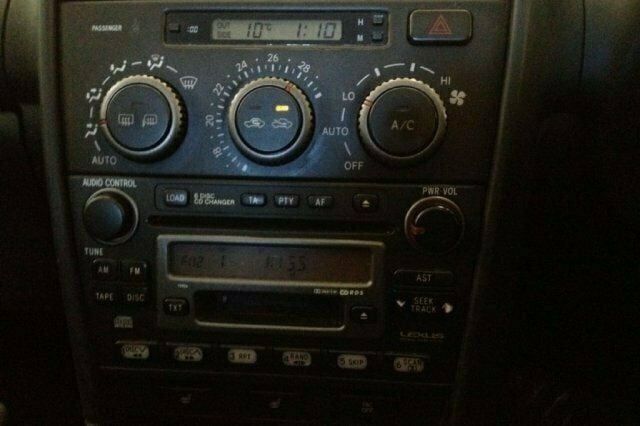 Used Lexus IS200 153 HP (112 kW) 2001 Sedan