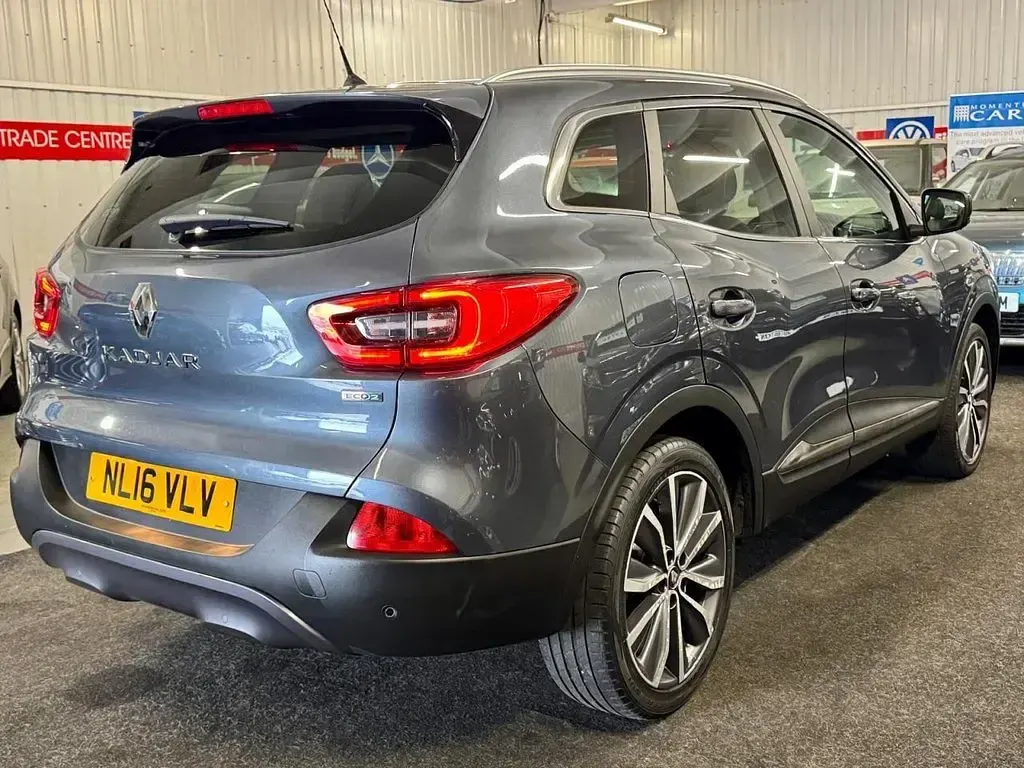 Used Renault Kadjar Signature 110 HP (80 kW) 2016 Grey SUV