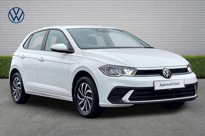 Used VW Polo Life 80 HP (58 kW) 2023 White Hatchback