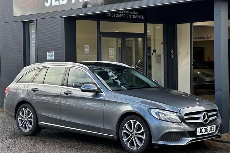 Used Mercedes C220 Premium 170 HP (125 kW) 2018 Grey Estate