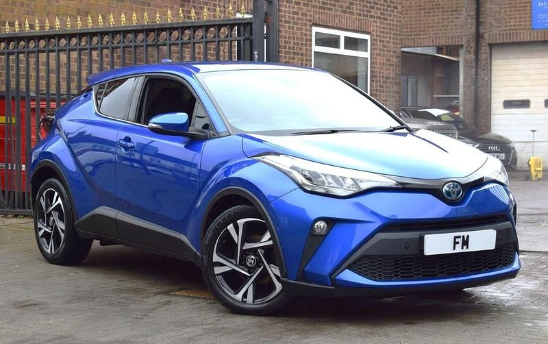 Used Toyota C-HR Design 122 HP (89 kW) 2023 Blue SUV