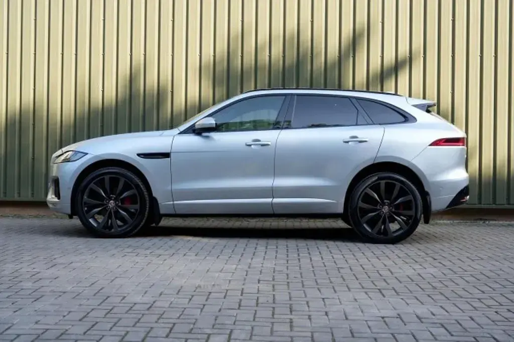 Used Jaguar F-Pace First Edition 2016 Silver SUV