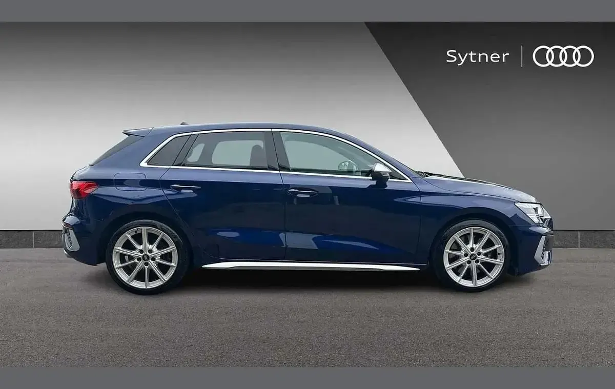 Used Audi S3 Sportback Comfort 310 HP (228 kW) 2022 Blue Hatchback