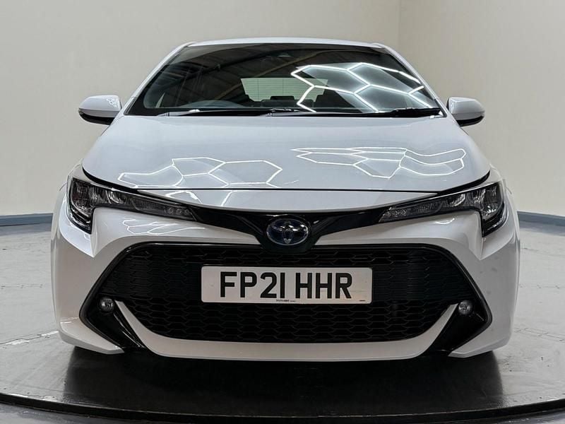 White Used 2021 Toyota Corolla Hatchback | £15,495 (Good price) - Image 1/4