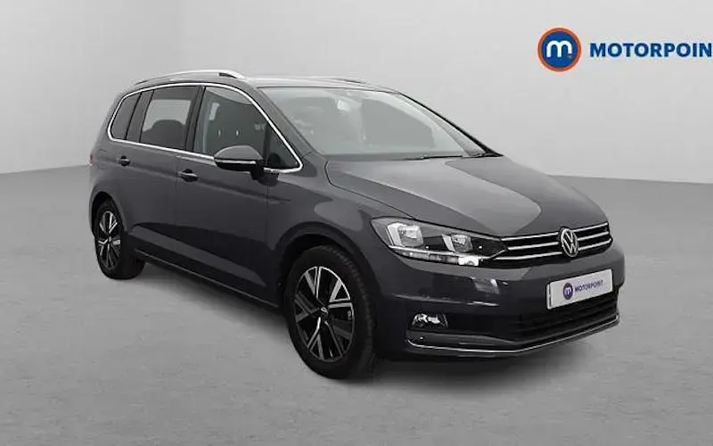 Used VW Touran SEL 150 HP (110 kW) 2025 MPV