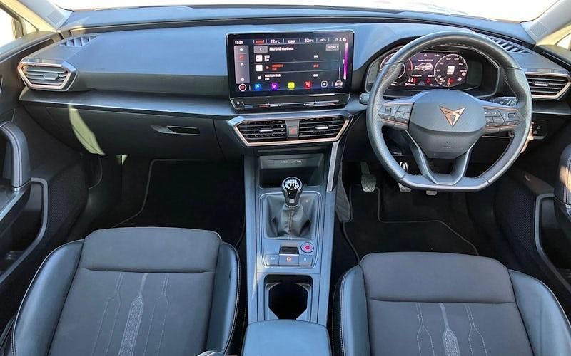 Used Cupra Leon 150 HP (110 kW) 2023 White Hatchback