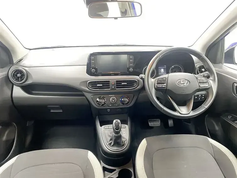 Used Hyundai i10 SE 2023 Blue Hatchback