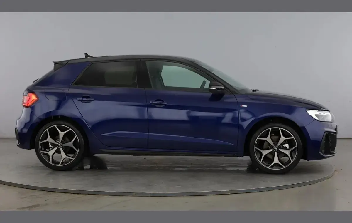Used Audi A1 Black Edition 113 HP (83 kW) 2025 Blue SUV