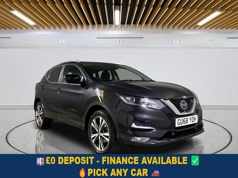 Black Used 2018 Nissan Qashqai N-Connecta SUV | £10,349 (Fair price) - Image 1/4