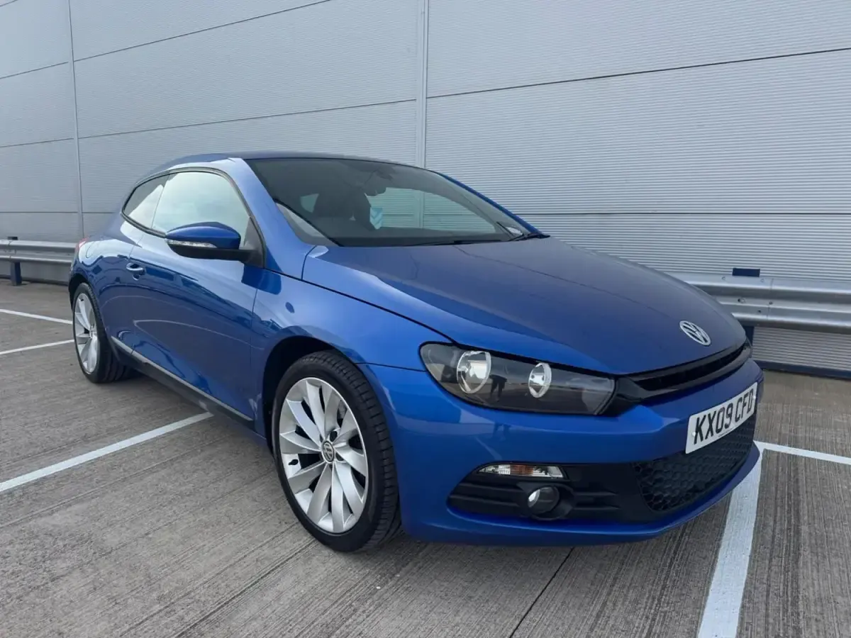 Begagnad VW Scirocco GT 200 HK (147 kW) 2009 Blå Sportkupé