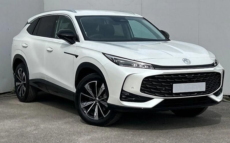 Used 2024 MG HS Trophy SUV | £24,471 - Image 1/3