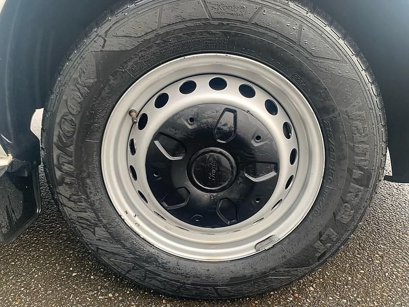 Used Ford Transit Custom 105 HP (77 kW) 2022 White Van