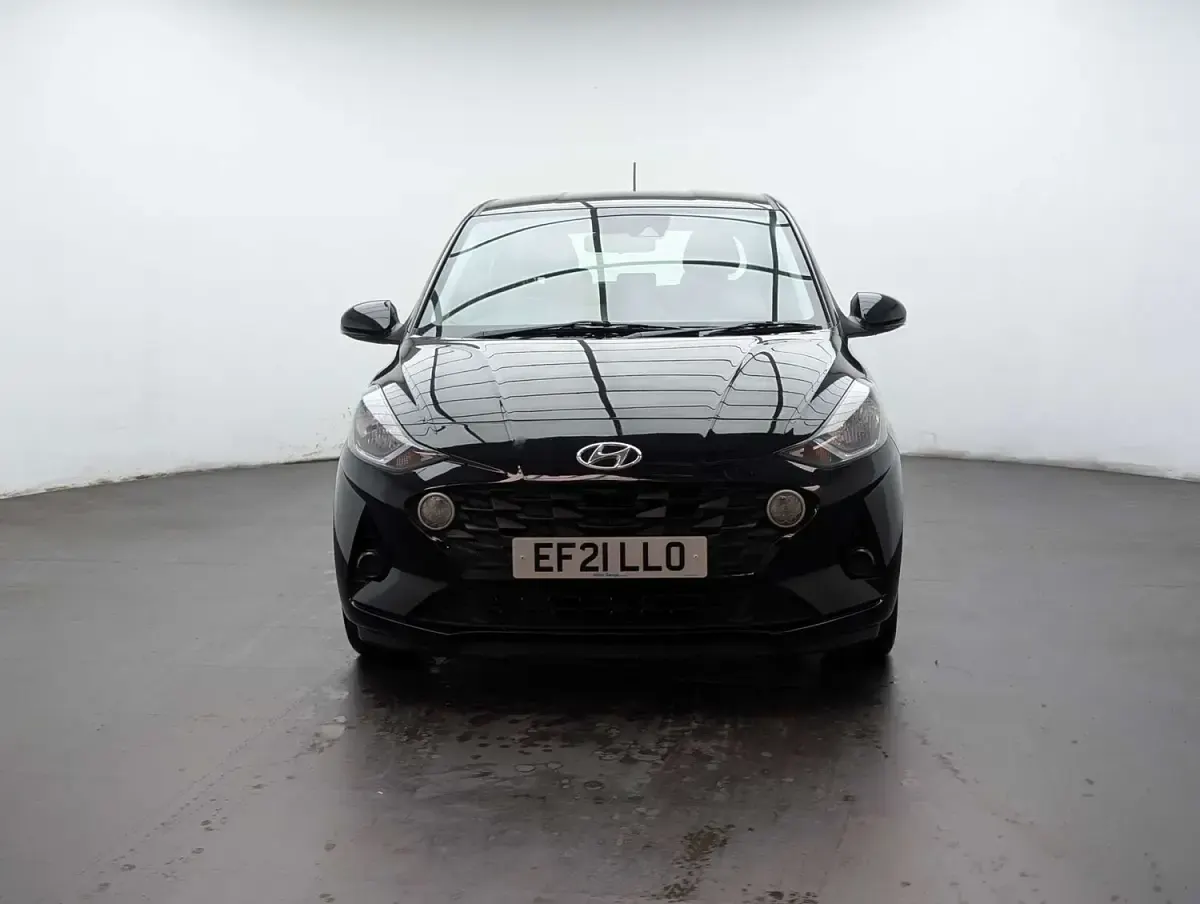 Usado Hyundai i10 SE 84 HP (61 kW) 2021 Preto Citadino