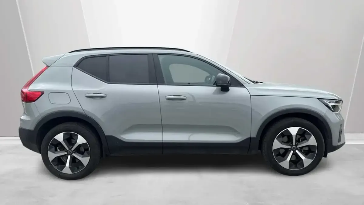Used Volvo XC40 Plus 194 HP (142 kW) 2026 SUV