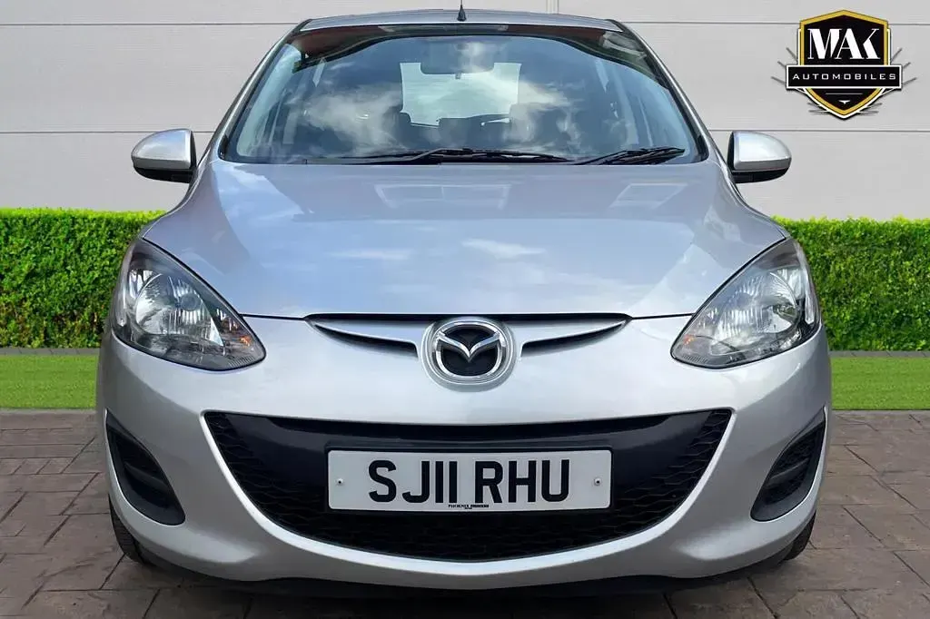 Used Mazda 2 2011 Silver Hatchback
