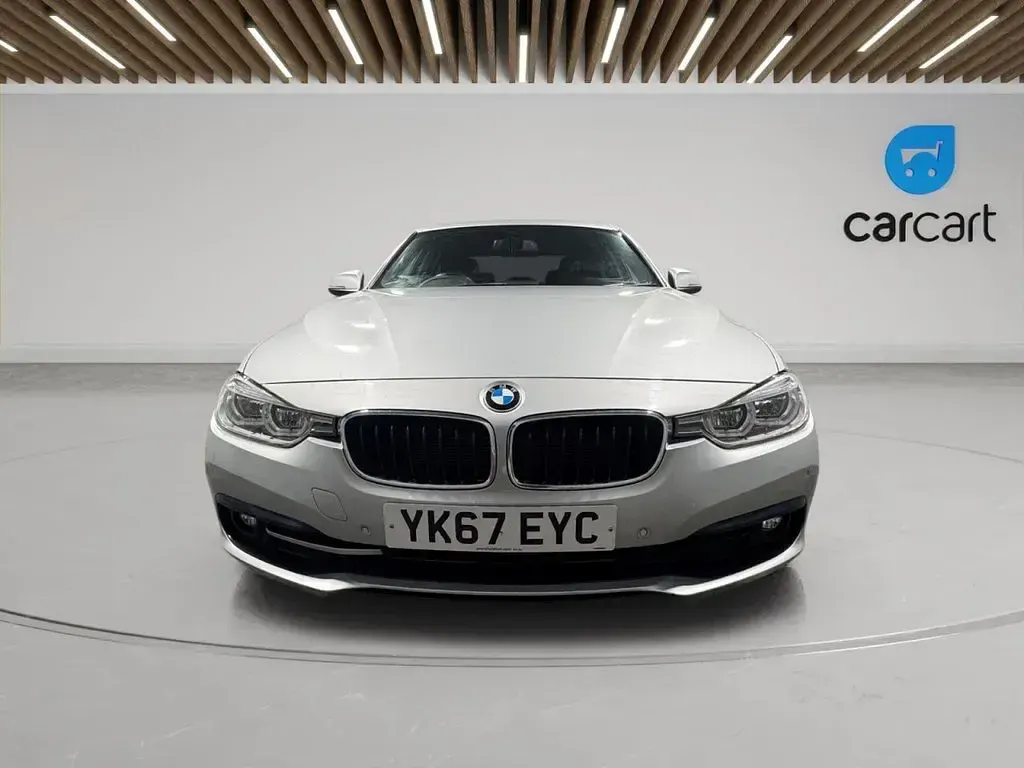Used BMW 320 Sport Line 190 HP (139 kW) 2017 Silver Sedan
