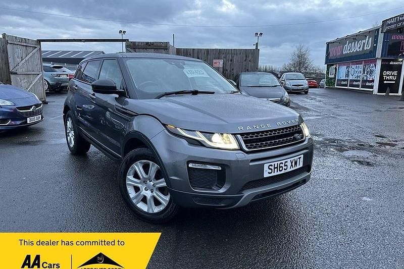 Used Land Rover Range Rover evoque SE 180 HP (132 kW) 2015 Hatchback