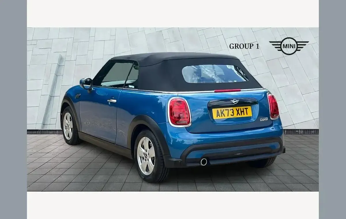Used Mini Cooper Cabriolet Classic 134 HP (98 kW) 2023 Blue Cabriolet