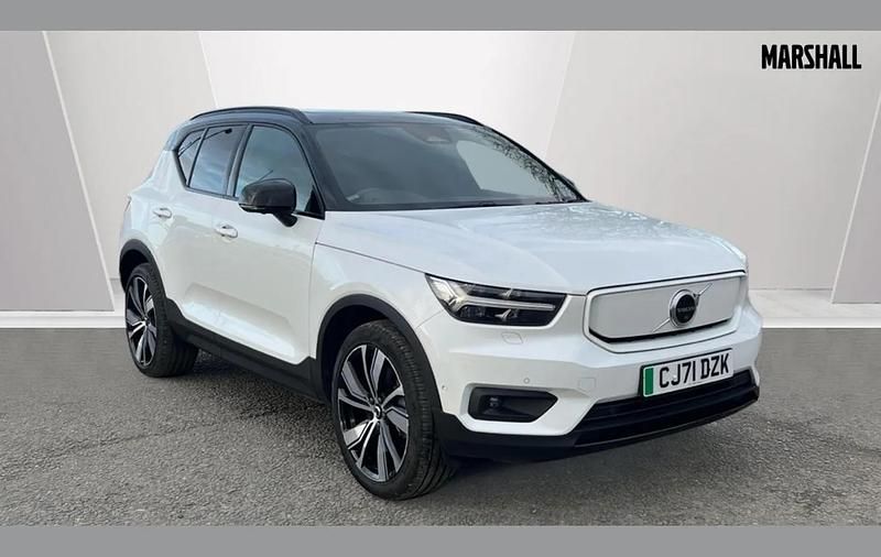 Used Volvo XC40 Pro 167 kW (228 HP) 2022 White SUV