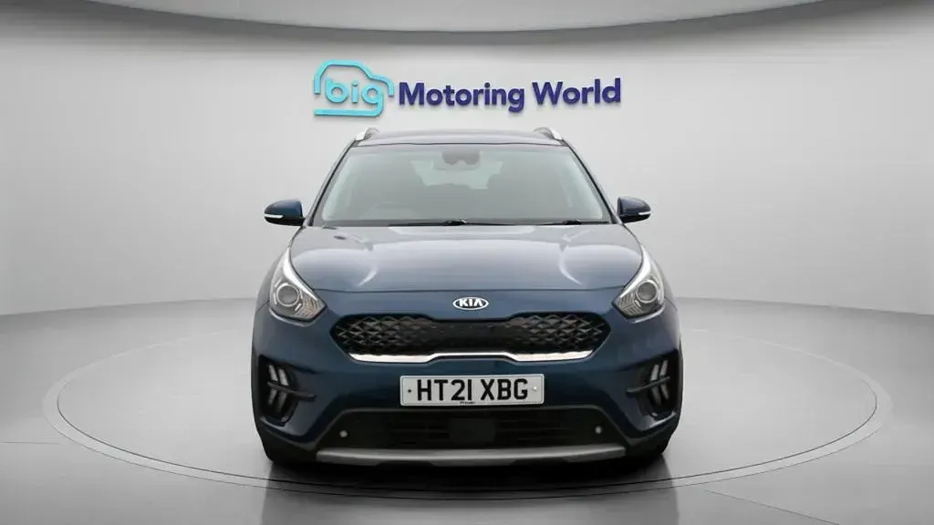 Used Kia Niro 141 HP (103 kW) 2021 Blue SUV