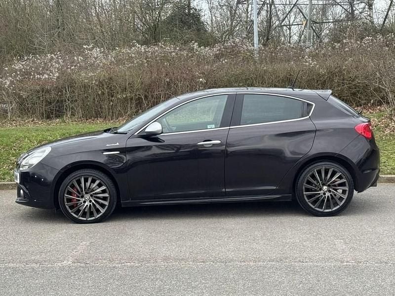 Used Alfa Romeo Giulietta 170 HP (125 kW) 2014 Black Hatchback