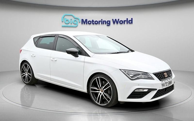 Used Seat Leon Cupra 290 290 HP (213 kW) 2020 White Hatchback