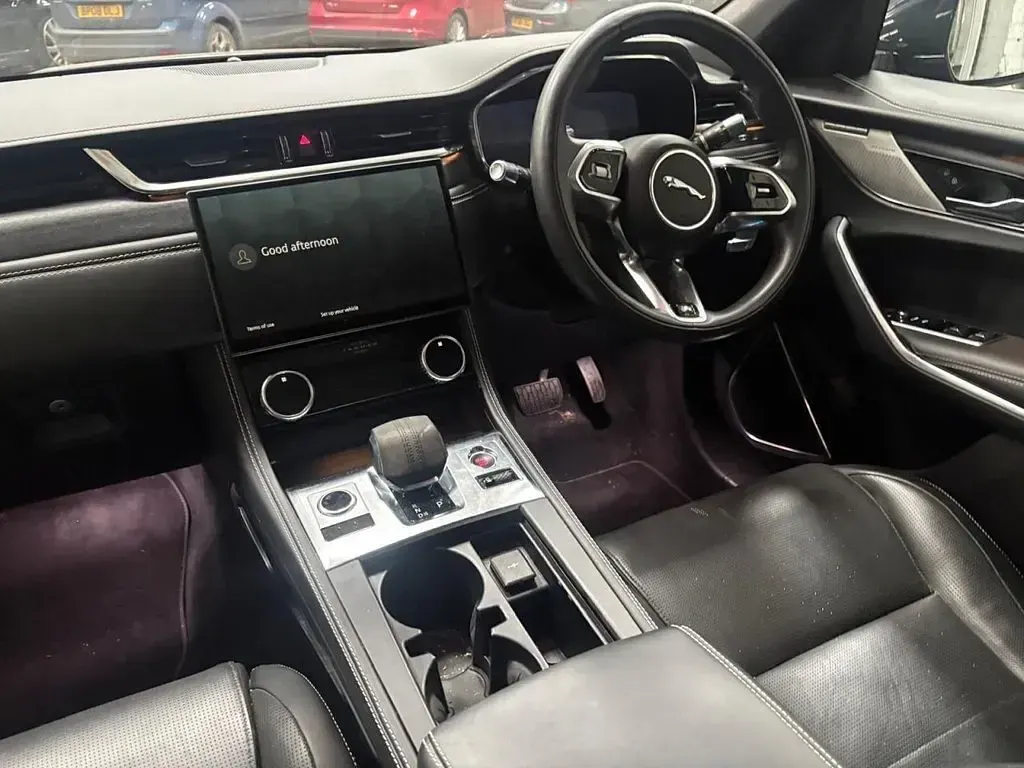 Used Jaguar F-Pace R-Dynamic 204 HP (150 kW) 2021 Blue SUV