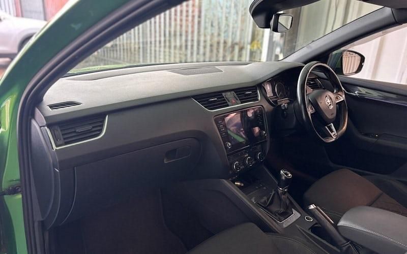 Used Skoda Octavia vRS 184 HP (135 kW) 2018 Estate