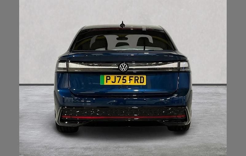 Used VW ID.7 GTX 250 kW (340 HP) 2025 Blue Hatchback