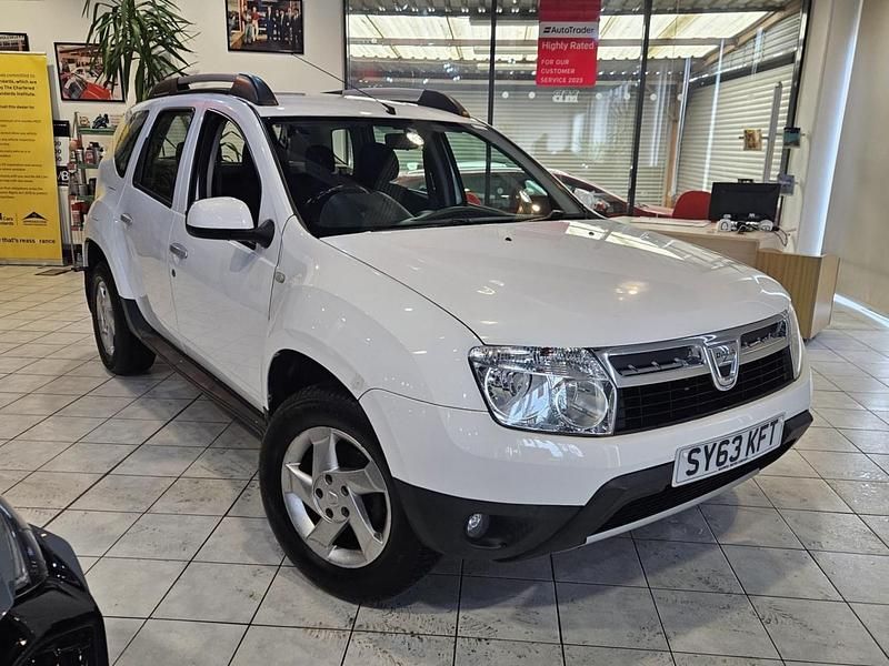 Used Dacia Duster Lauréate 110 HP (80 kW) 2013 White SUV