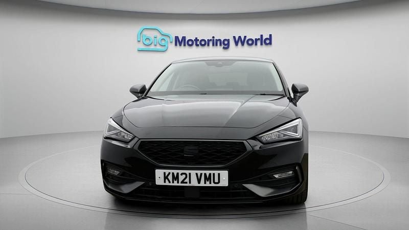 Used Seat Leon FR 109 HP (80 kW) 2021 Black Hatchback