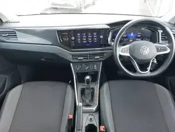 Used VW Polo Life 95 HP (69 kW) 2024 Black Hatchback