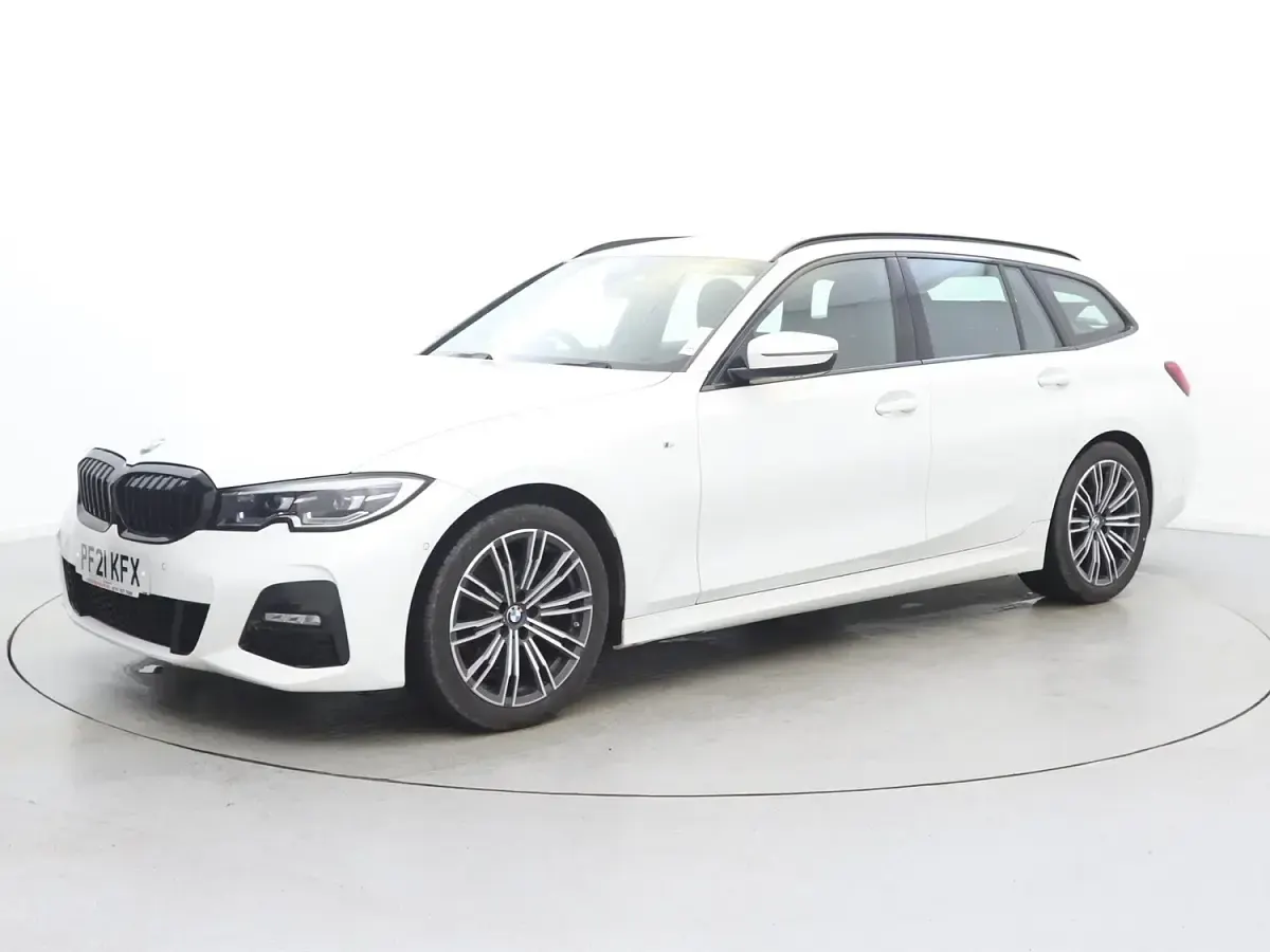 Used BMW 320 M Sport 184 HP (135 kW) 2021 White Estate