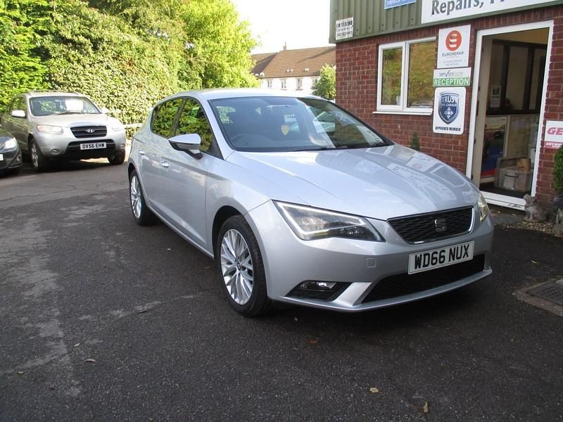 Silver Used 2017 Seat Leon SE Dynamic Hatchback | £7,500 (Fair price) - Image 1/4