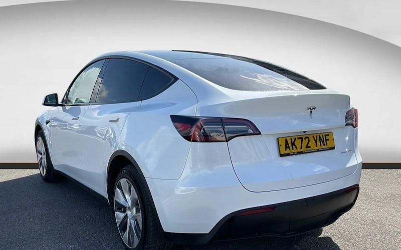 Used Tesla Model Y Long Range AWD 286 kW (389 HP) 2025 SUV