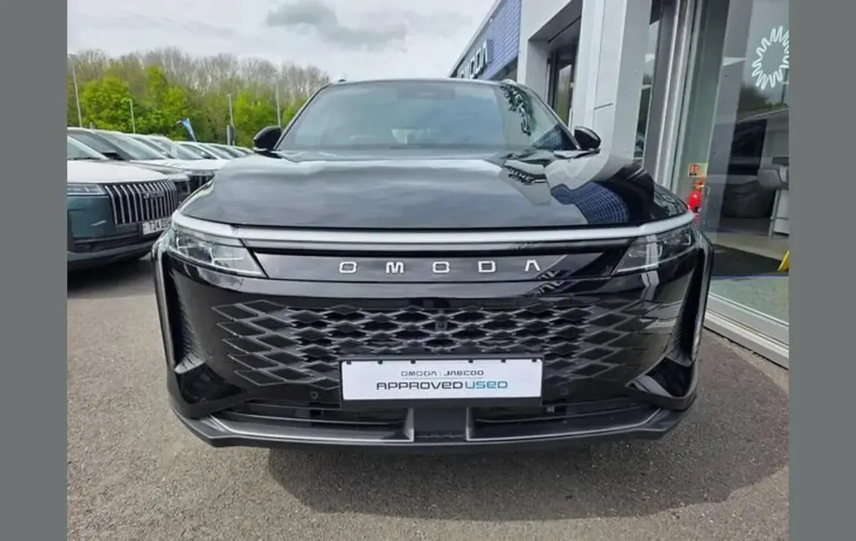Used Omoda 9 442 HP (325 kW) 2025 Black SUV