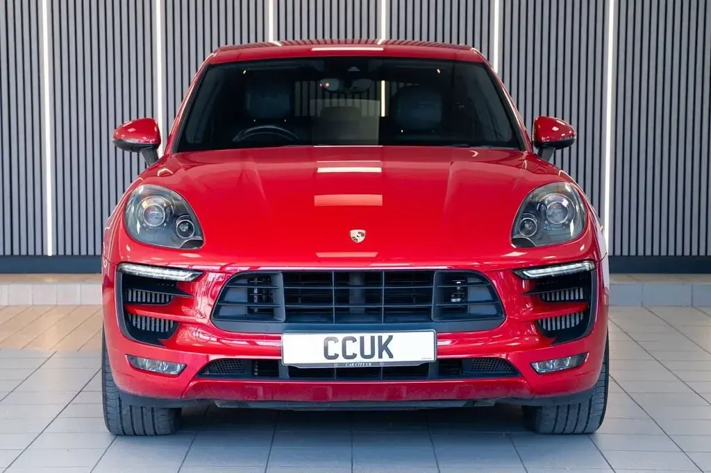 Used Porsche Macan GTS 360 HP (264 kW) 2016 Red SUV
