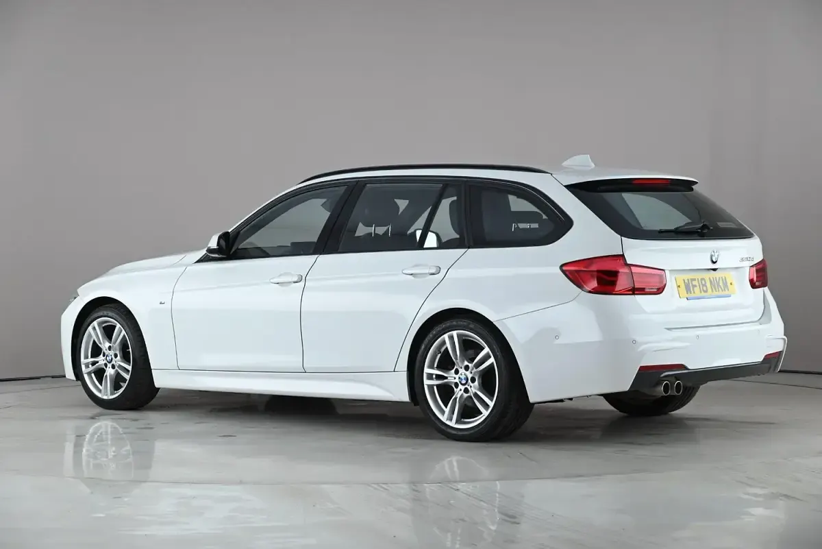 Used BMW 320 M Sport 190 HP (139 kW) 2018 White Estate