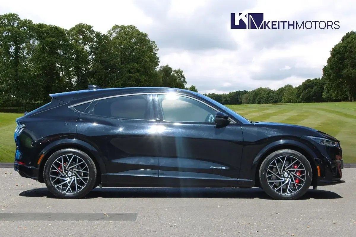 Used Ford Mustang GT 358 kW (487 HP) 2022 Black Hatchback