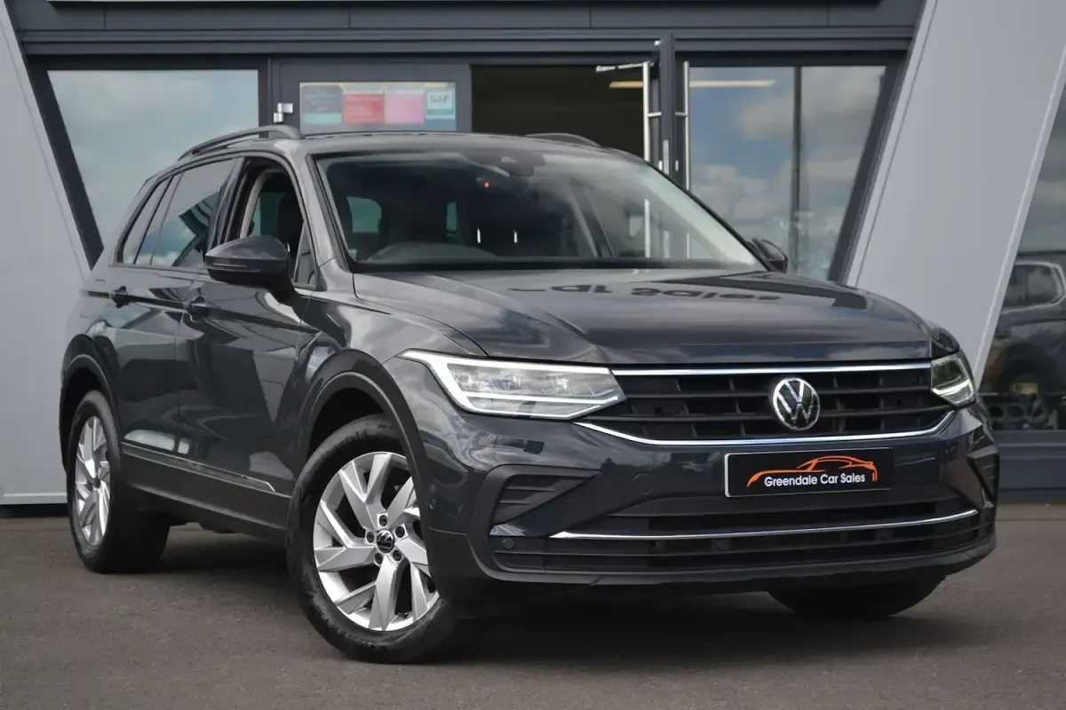 Used VW Tiguan Life 150 HP (110 kW) 2021 Grey SUV